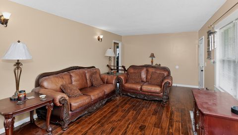 196 Summer Rd