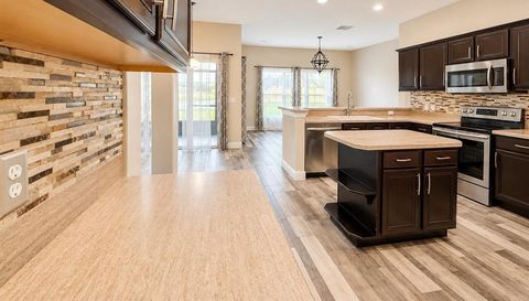 3180 WINDING TRAIL