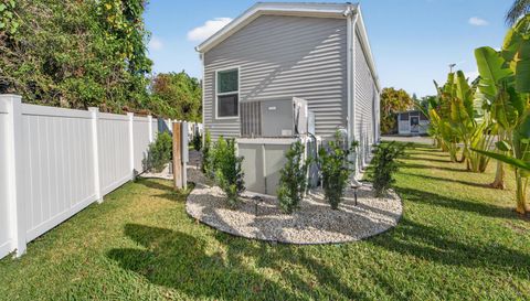 3223 N Lockwood Ridge Rd 139
