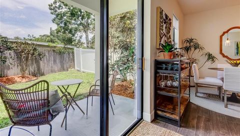 204 N MANHATTAN AVENUE