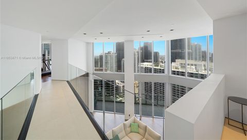 1300 Brickell Bay Dr