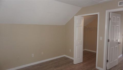 1606 DELANO TRENT STREET