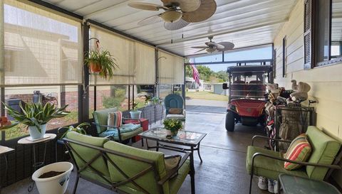 1717 PALM AIRE DRIVE