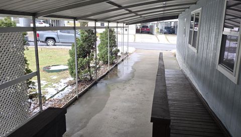 5635 N Seagull Dr NE