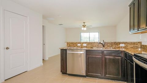 8503 SILVERBELL LOOP
