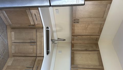 800 S Independence Blvd