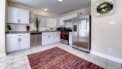 3818 E Traditions Ct