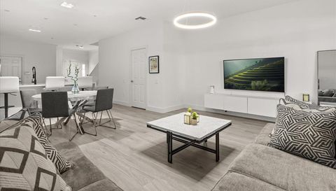 2804 POLVADERO LANE