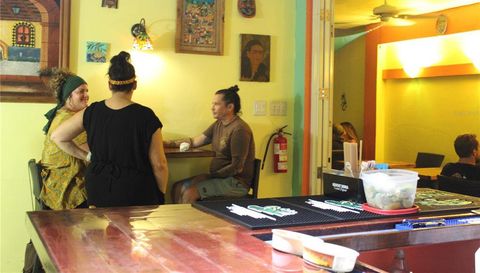 17 Calle Carlos Lebrun