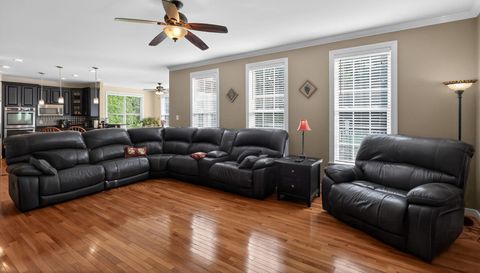 12101 Golden Aster Terrace