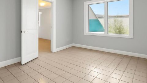 1053 Cromwell Avenue