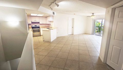 2033 SE 10th Ave Fort Lauderdale