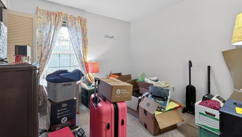 24145 Meadowbridge Dr