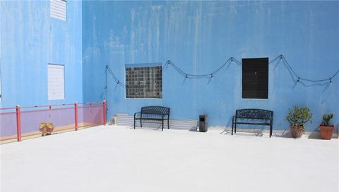 17 Calle Carlos Lebrun