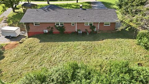 1496 Jenkins Valley Rd