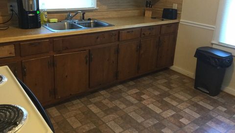 2421 Rockbridge Rd SW