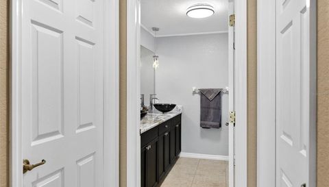 15144 HENNIPEN CIRCLE