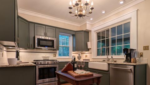 4450 Greenwich Rd