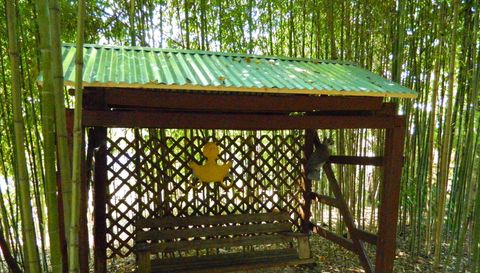 302 Mountain Gap Rd SE