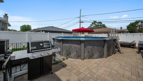 8426 W Betty Terrace