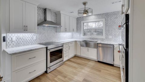 4756 MIKE PADGETT Highway