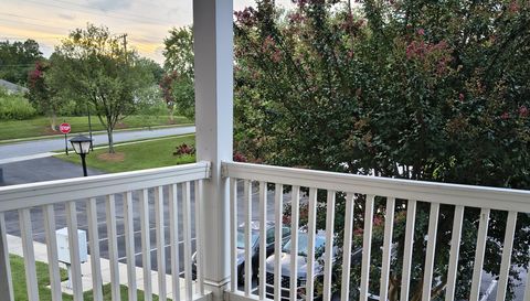 10518 Hill Point Ct