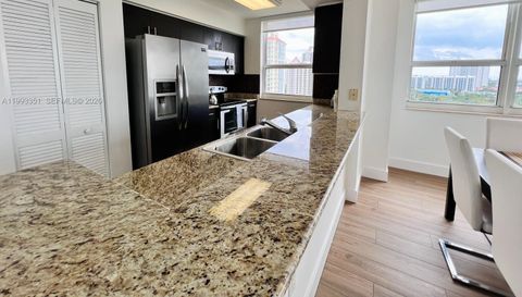 19501 W Country Club Dr