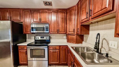 13453 Coliseum Drive