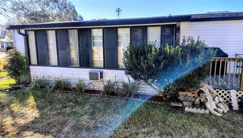 25039 PINE HILL