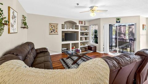 8517 ISLAND BREEZE LANE
