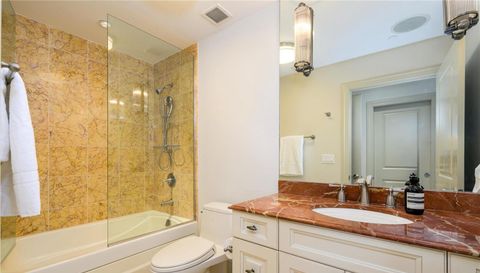 232 N Kingshighway Boulevard