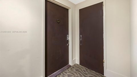 1420 Brickell Bay Dr