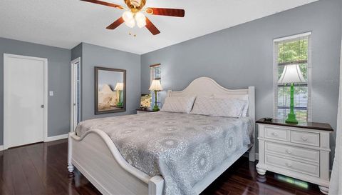 25 HARBOR WOODS CIRCLE