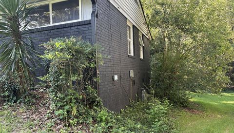 2608 Yale Terrace