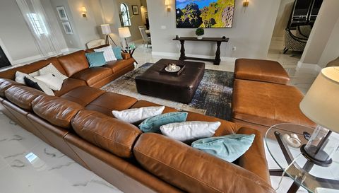 4014 Jacaranda Pkwy W