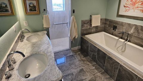 4014 Jacaranda Pkwy W