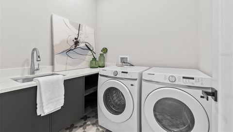 1326 W NEW HAMPSHIRE STREET