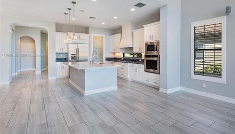 11475 Watercrest Circle East