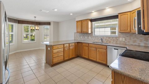 7821 SE 166th Smallwood Pl