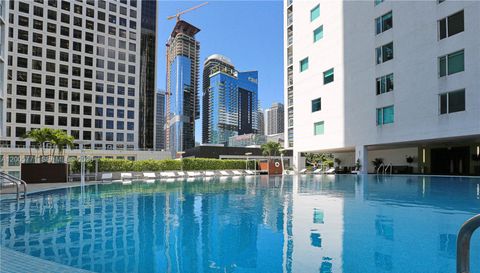 500 Brickell Ave