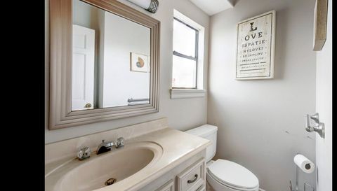 8427 Pheasant Glen Dr