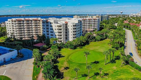 3 OCEANS WEST BOULEVARD