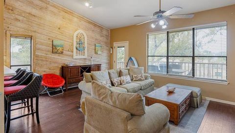 704 Horseshoe Bay BLVD