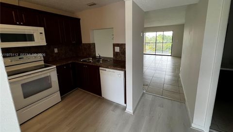 9000 Nw 28th Dr