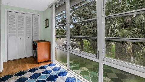 11 Vista Gardens