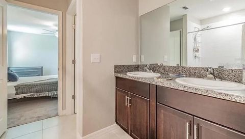 5157 WHITE CHICORY DRIVE