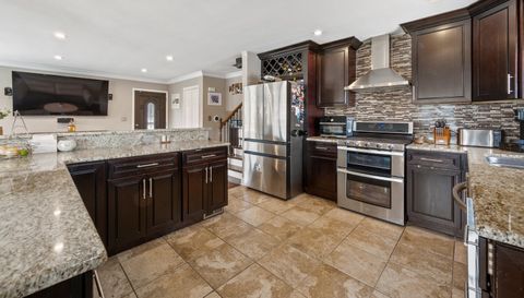 8426 W Betty Terrace