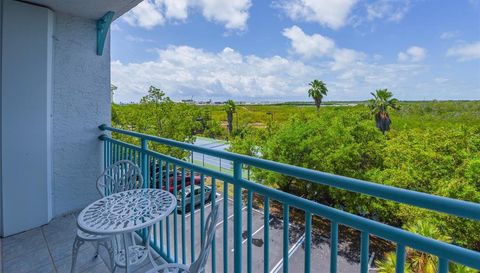 3635 Seaside