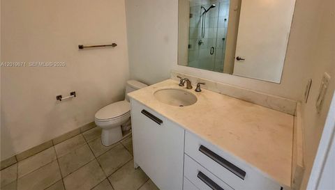 1060 Brickell Ave