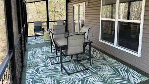 209 Falcon Crest Way